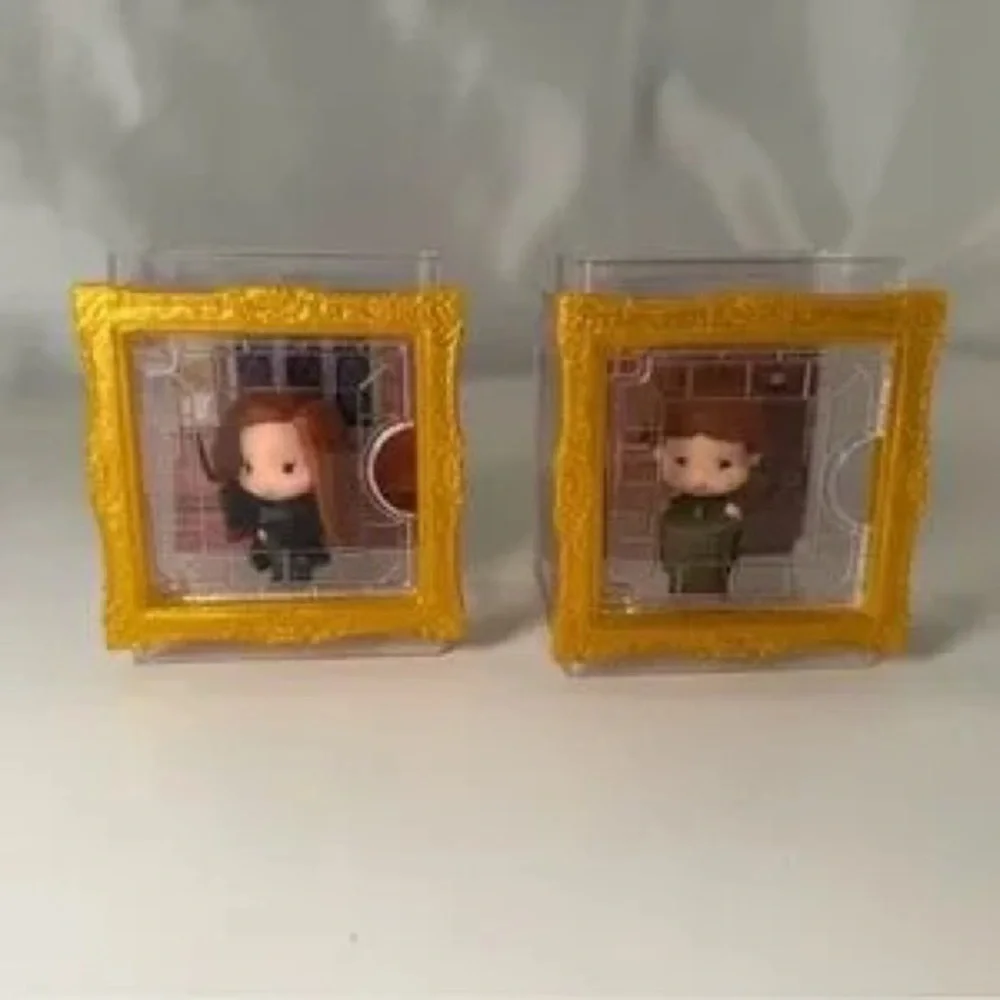 Decorative Miniature Frame Set in Gold - Home Accents